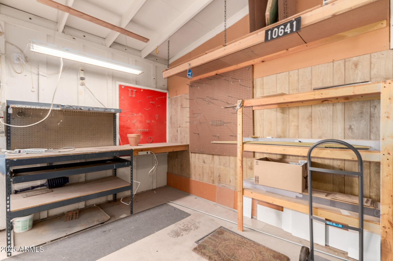 10641 W Oakmont Drive