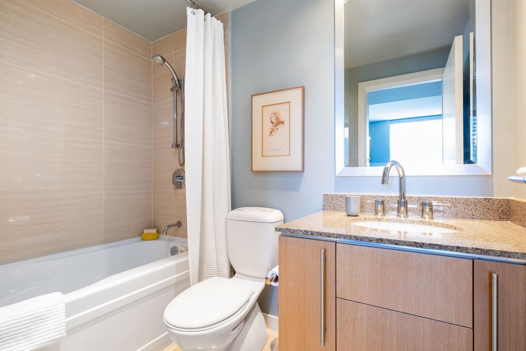 638 Beach Cres, #1805