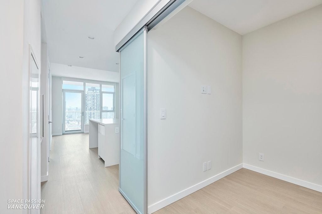 2186 Gilmore Ave, #2809