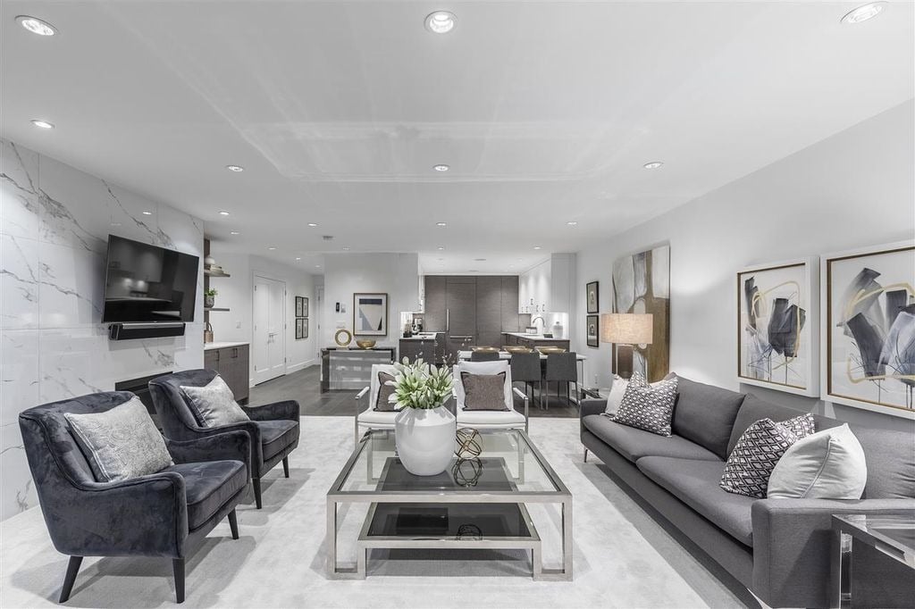 2242 Folkestone Wy, #21