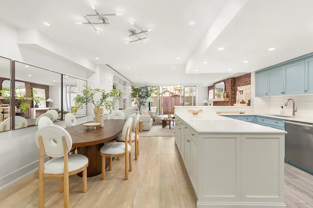 31 West 93rd Street Unit: 1D