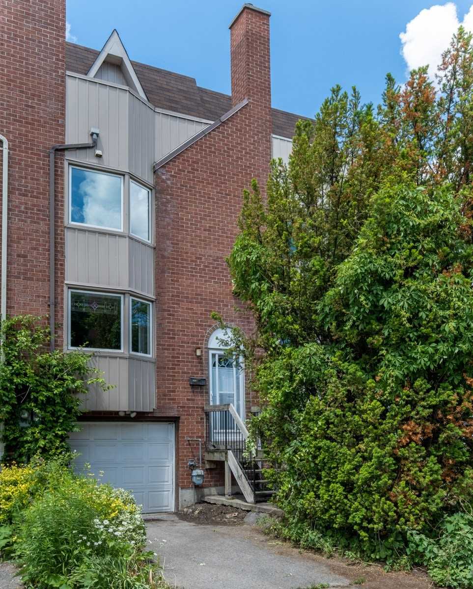 38 Sydenham St