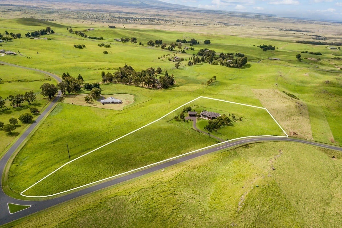 67-1150 N Alulike Rd