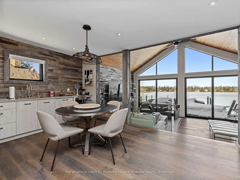 305 Wapaska Cres