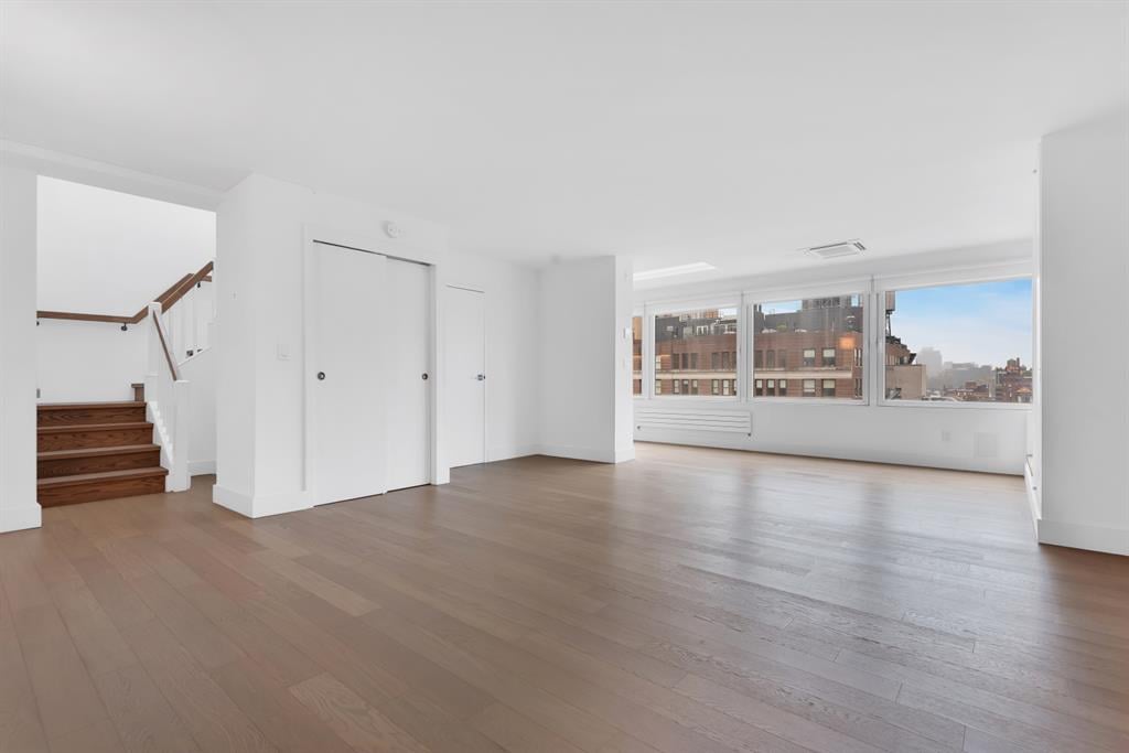 250 W 19TH Street PHC