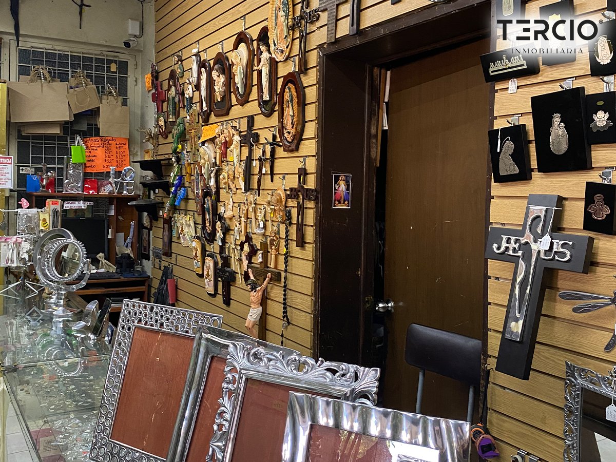 Local en Renta para uso Comercial en Santa Tere $35,000.00 MN