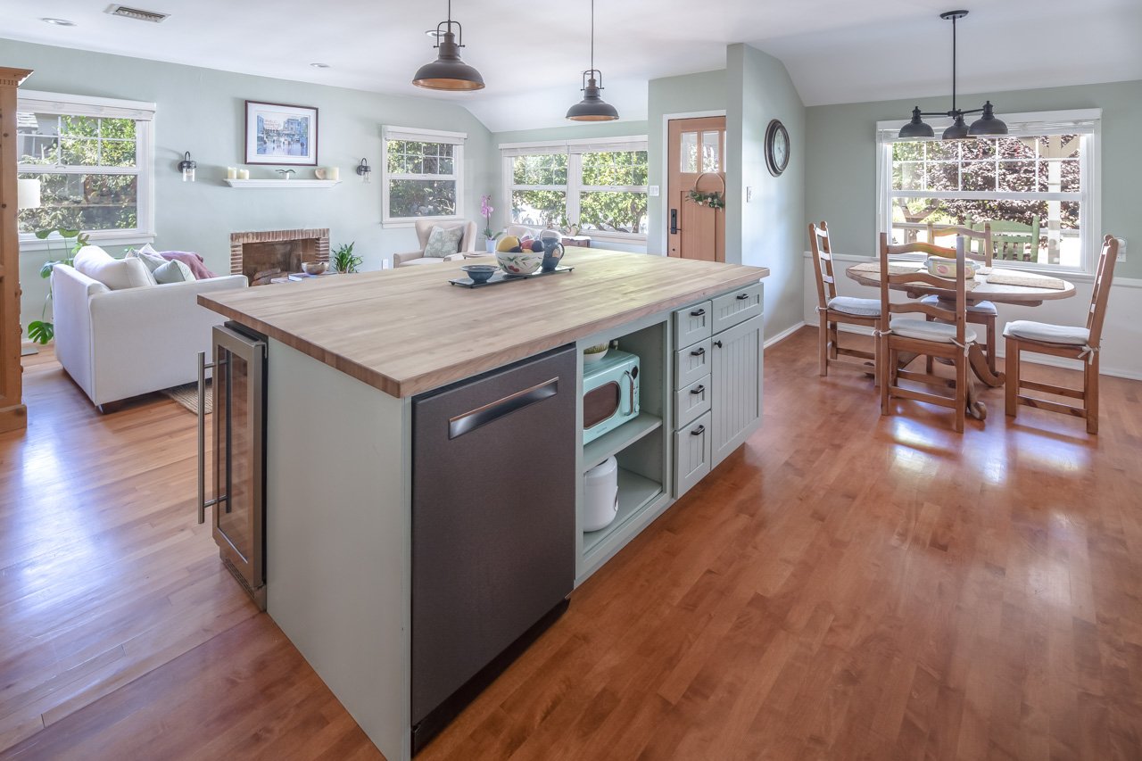 4427 Vantage Ave, Studio City