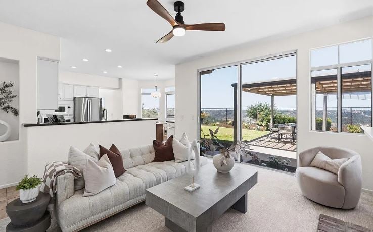 7406 Keisha Ter, San Diego, CA 92126