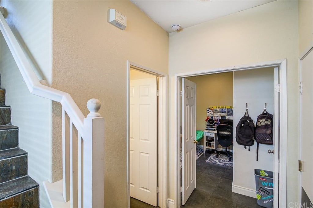 7461 Shelter Cove Cir