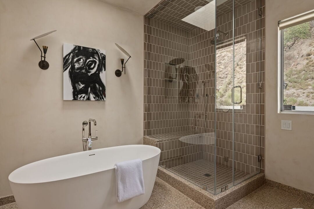 Northstar Pavilion, Amor Rd, 90046