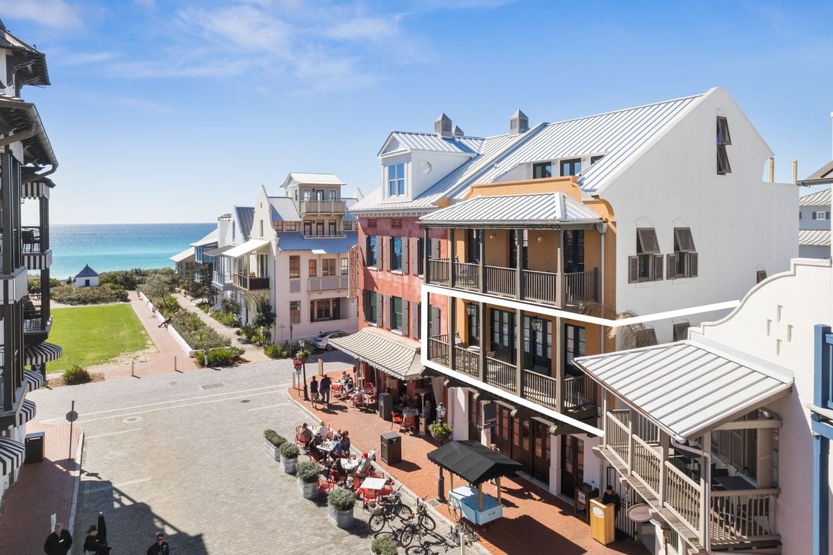 72 Main Street, # 2A