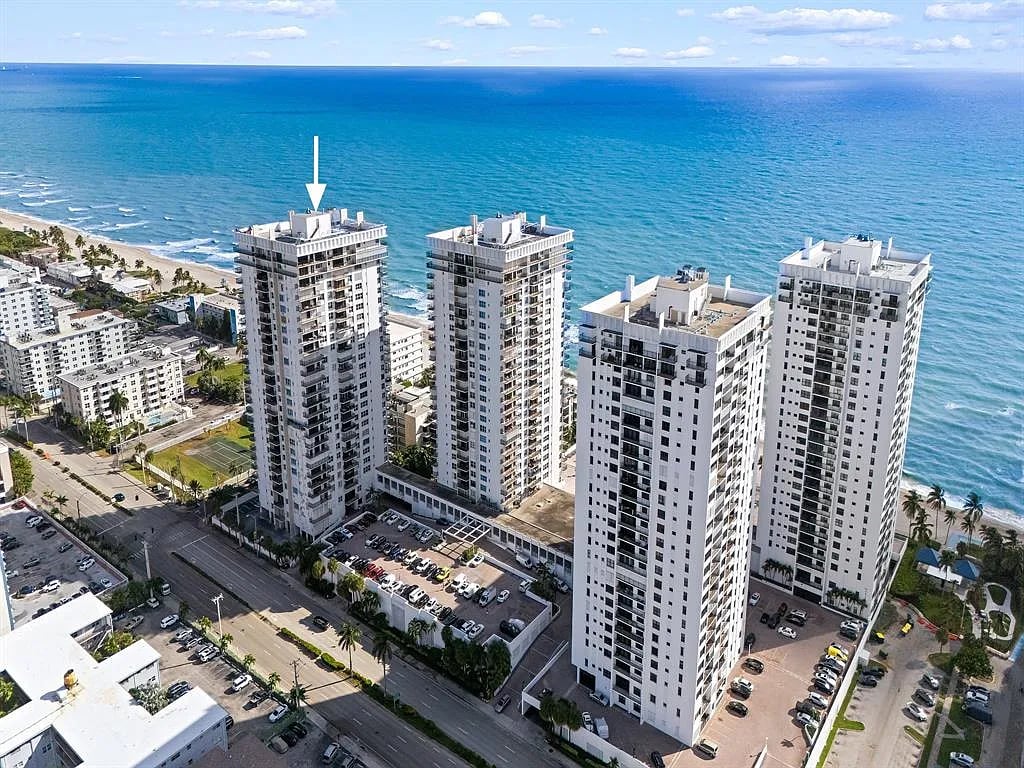 2101 S Ocean Drive 801