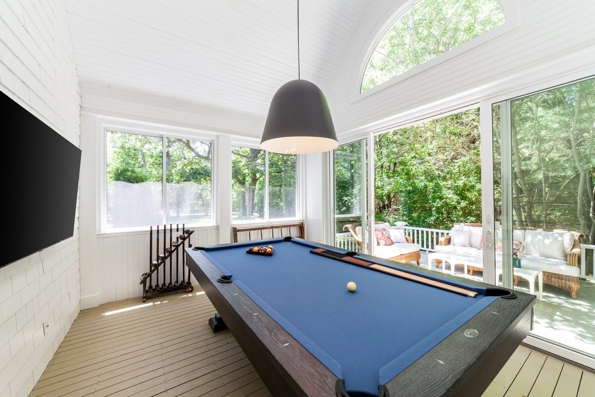 Luxury 5 Bedroom Katama Estate With Pool & Hot Tub