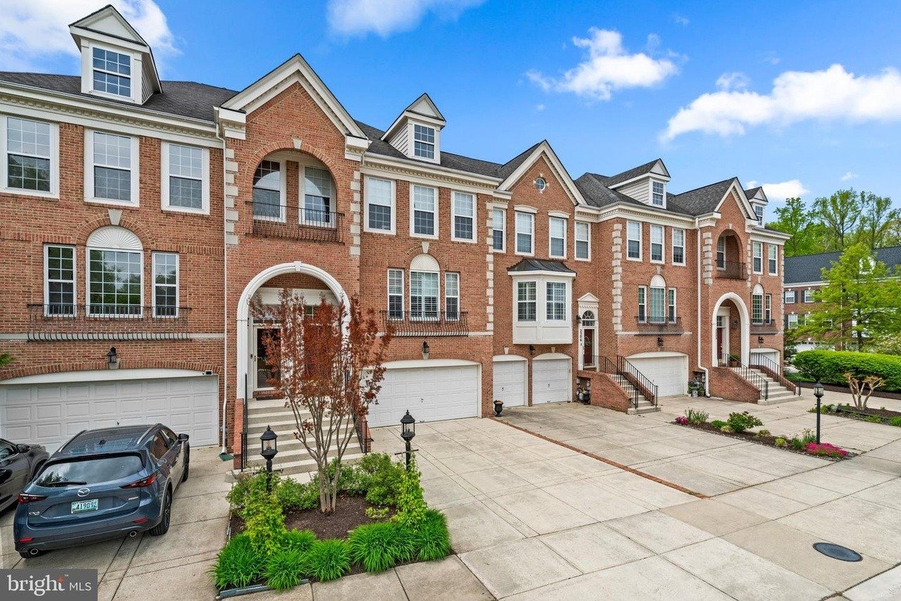 2308 Noblewood Rd
