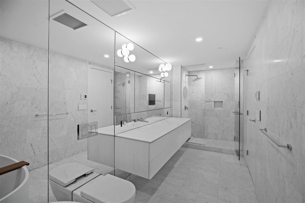 1480 Howe St, #5001