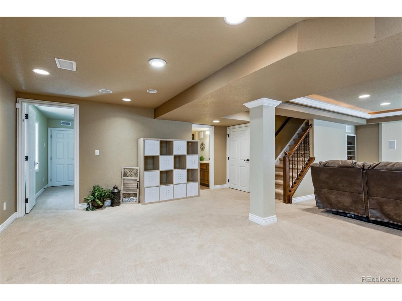 9250 Buttonhill Ct