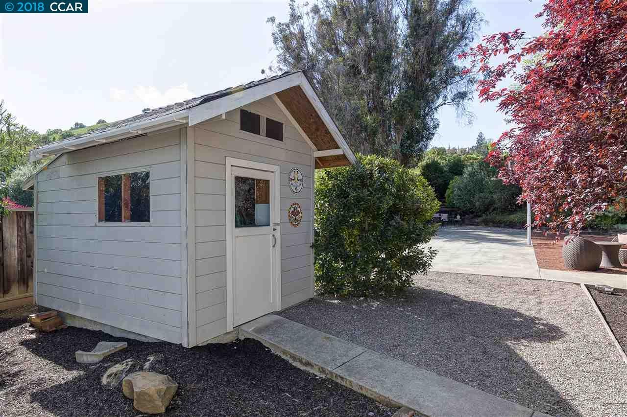 1853 Del Rio Dr