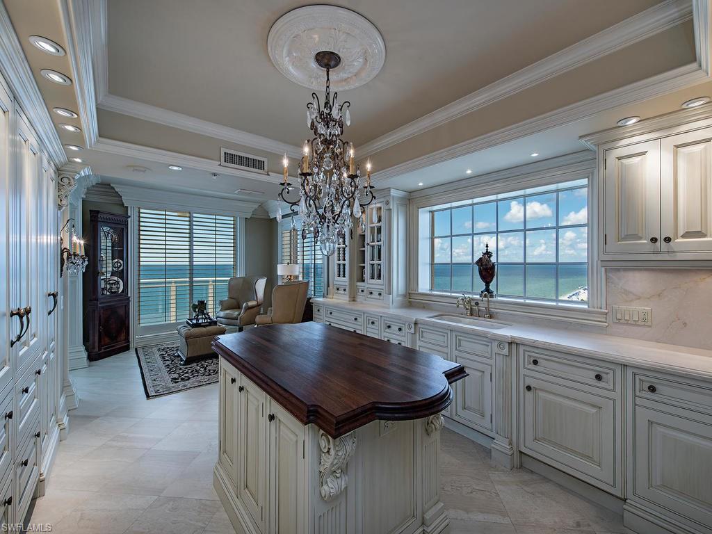 8231 Bay Colony Dr Apt 1204