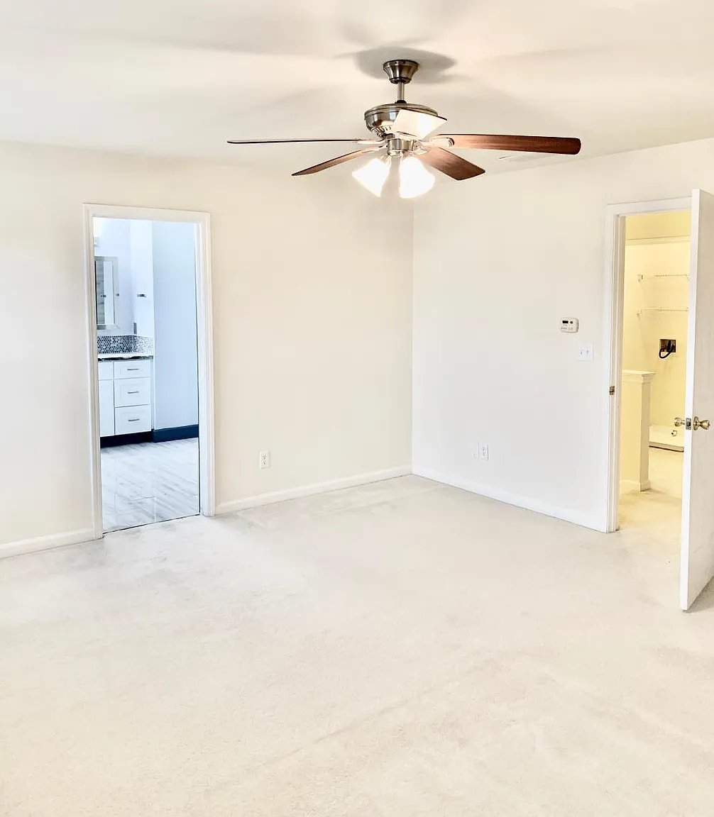521 Windstone Trl