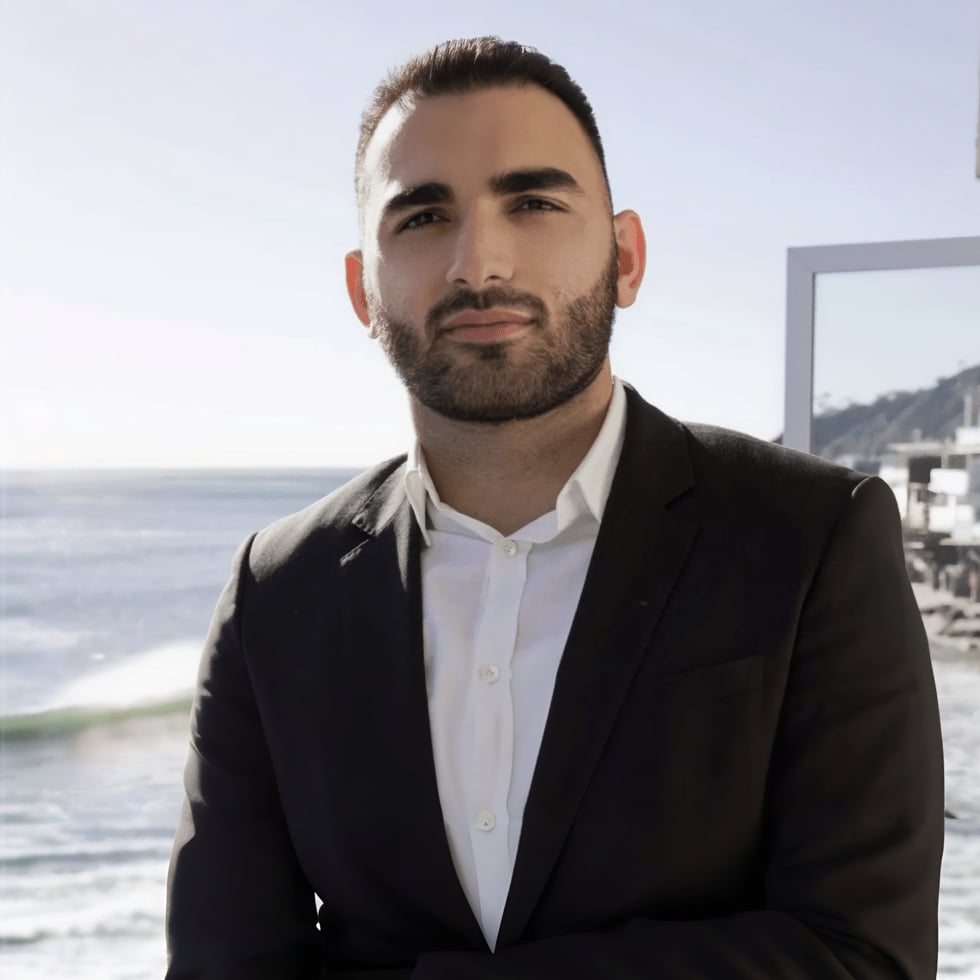 Manuk Manukyan Beverly Hills, CA Real Estate Agent Headshot