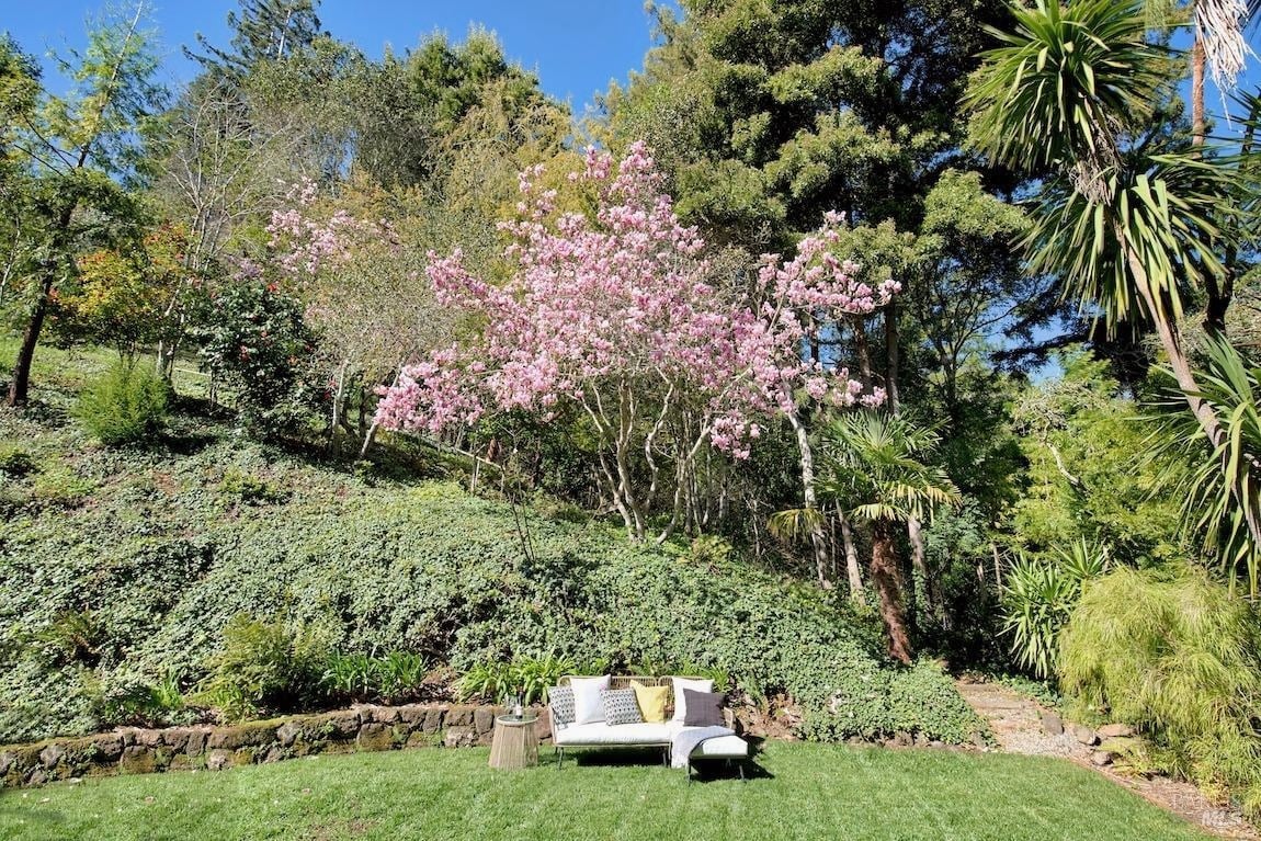 36 Evergreen Dr