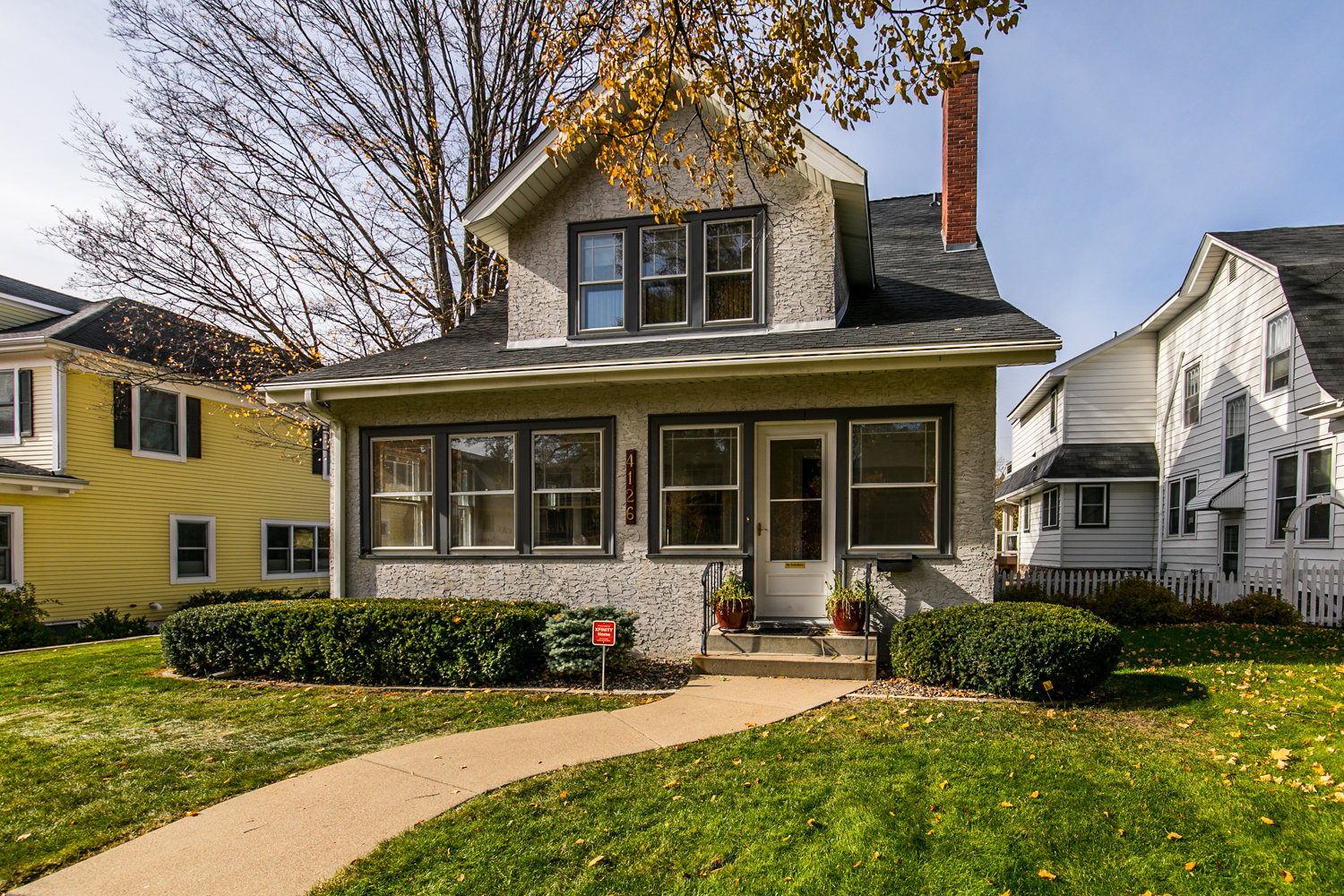 Charming 1.5-Story in Linden Hills