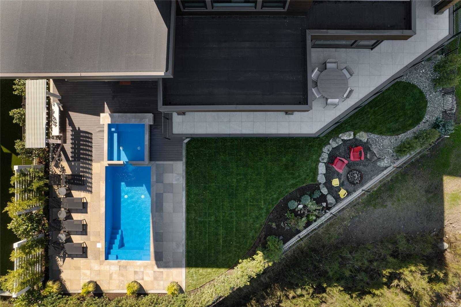 2022 Pebble Dr
