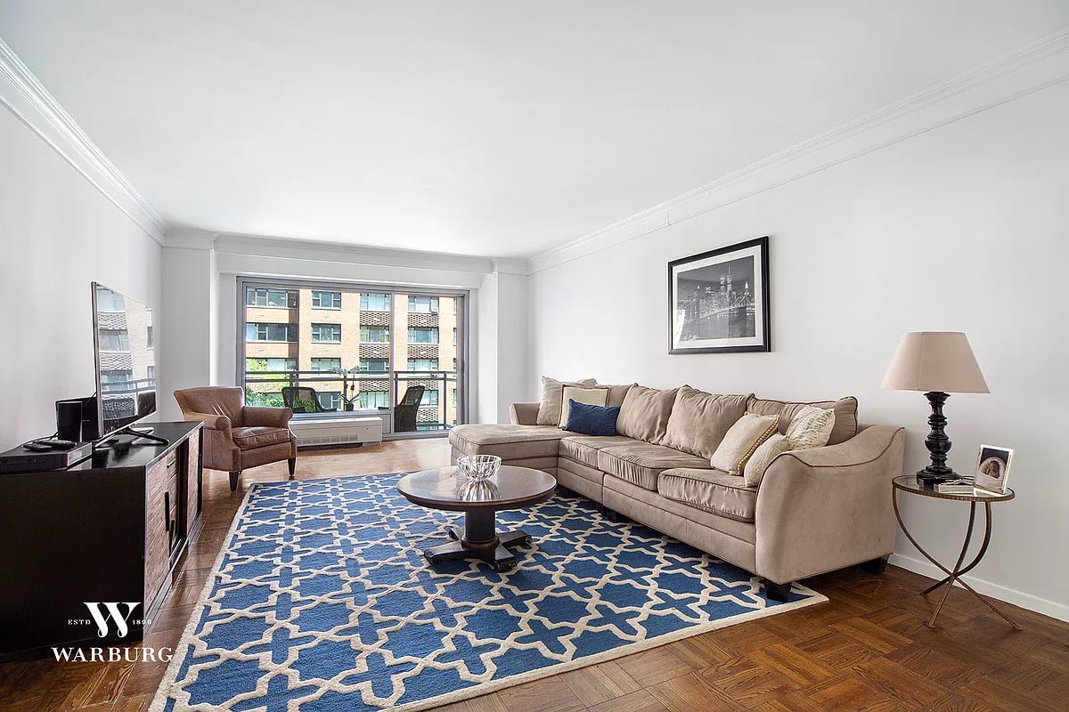 400 East 56th St, #6L