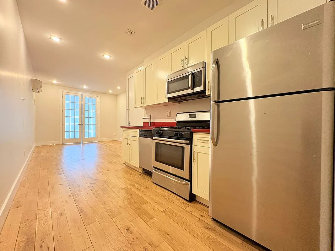 360 Central Avenue 3L