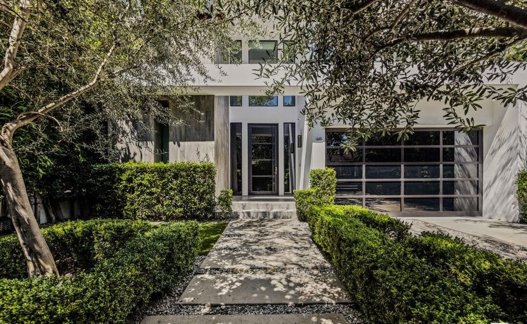 N Edinburgh Avenue, 90048