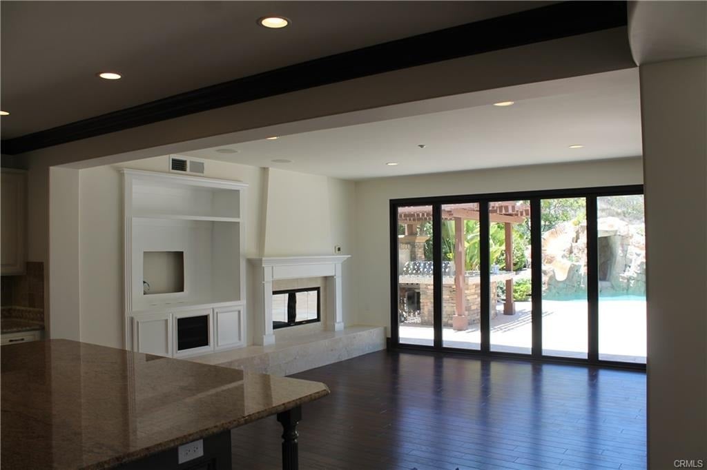 50 Calle Vista Del Sol