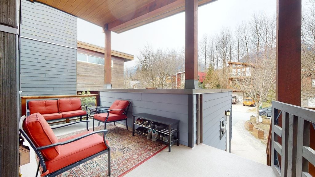 40137 Government Rd, #26