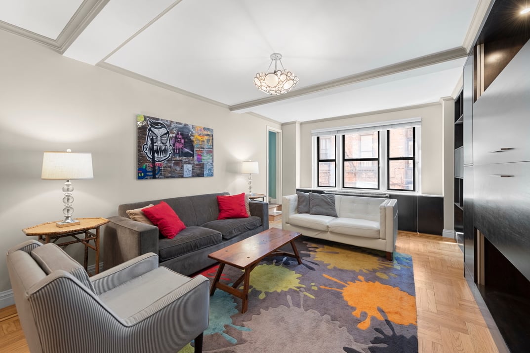 152 E 94th St, Unit: 3J