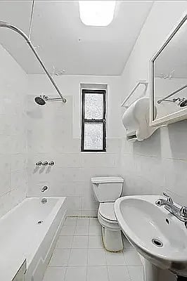 402 East 69th St #17