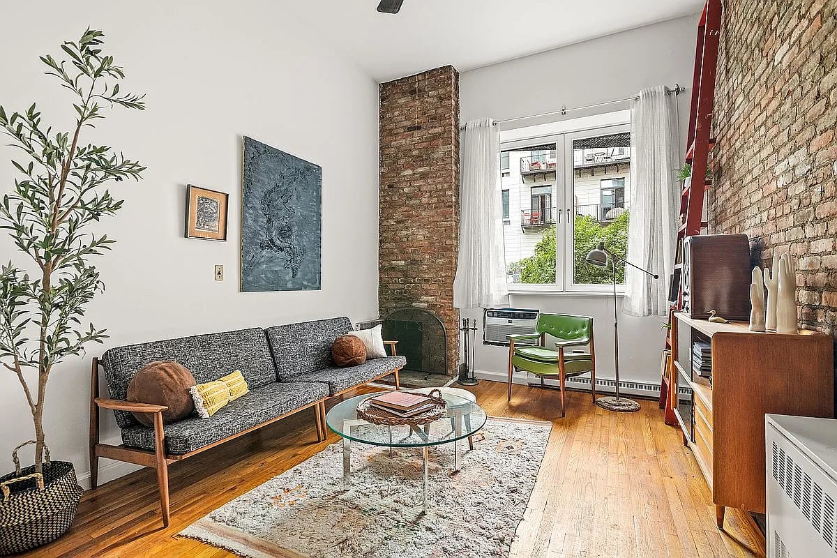 220 West 15th Street, #2-B