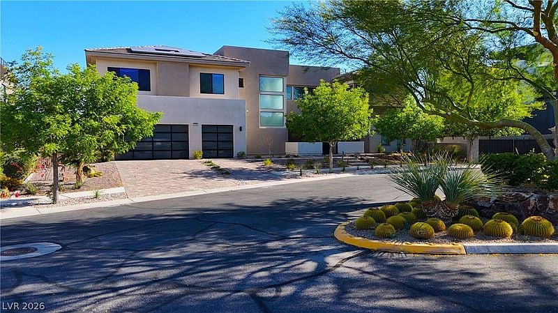 2790 La Bella Ct