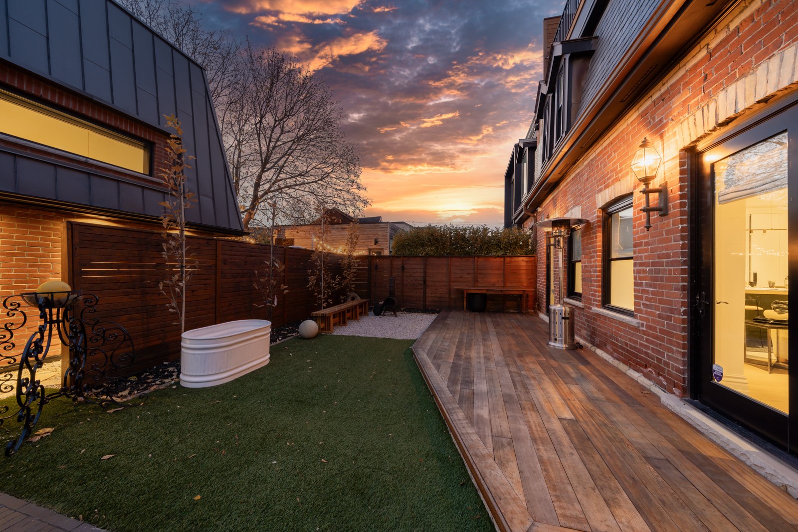 38 Beaconsfield Ave 
