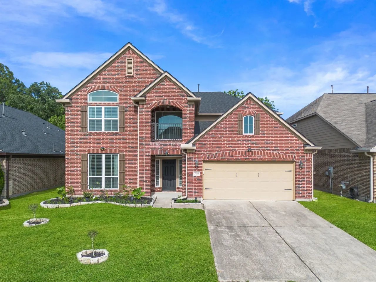 20738 Quartz Creek Ln