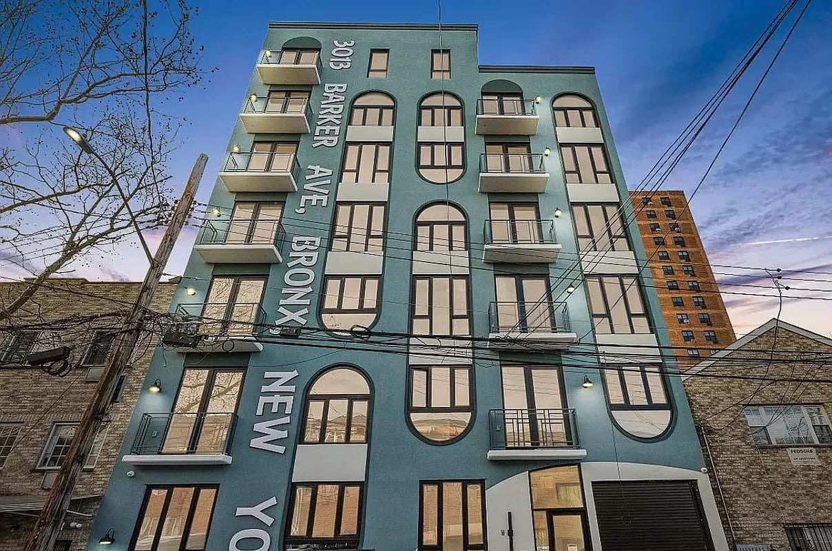 3013 Barker Avenue 1