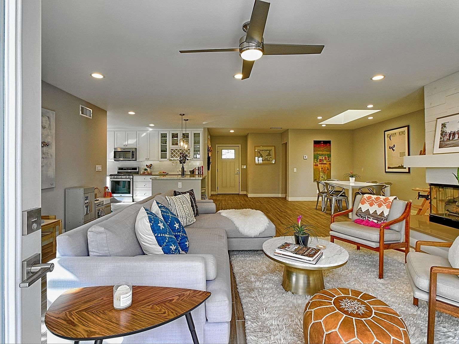 4684 Dean Dr, Ventura, CA 93003