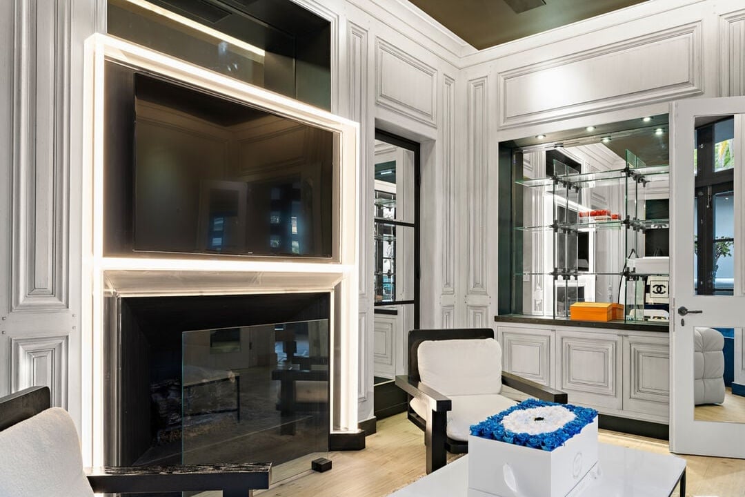 Century Woods Dr, 90067