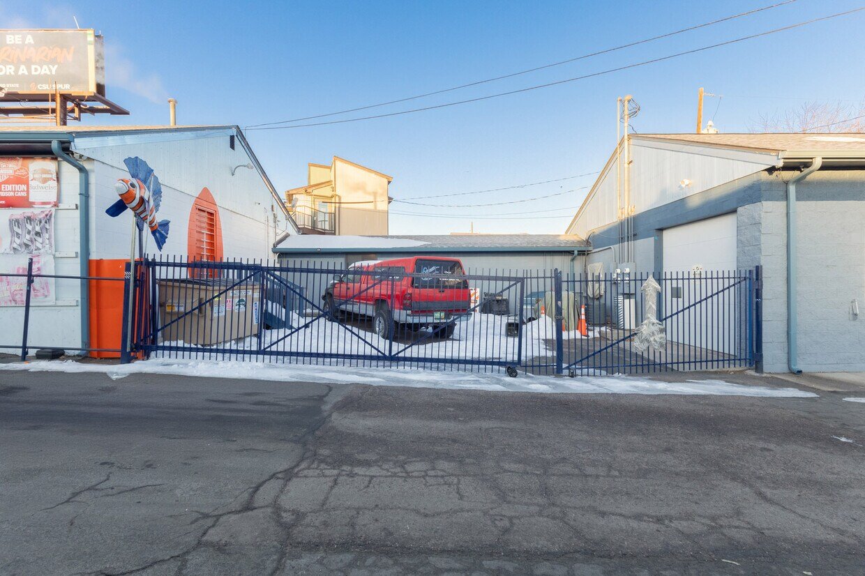 7007 W Colfax Avenue