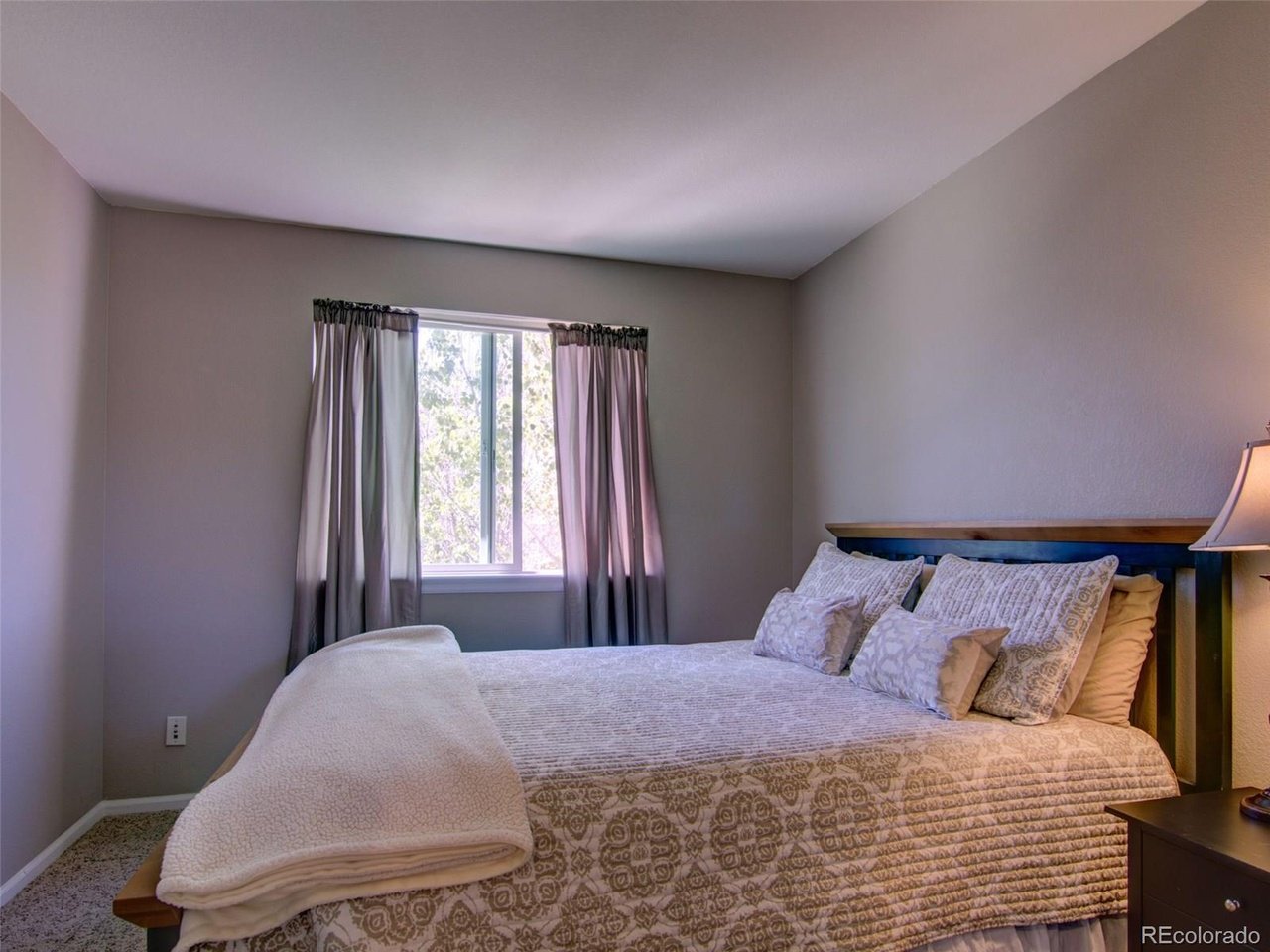 5086 Buena Vista Blv