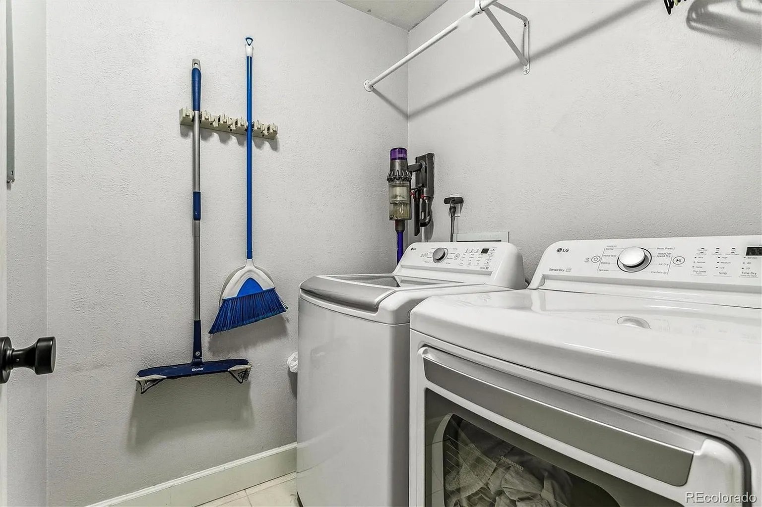 4896 S Dudley St Bldg #7-6