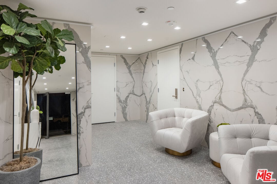 401 Ocean Ave #3