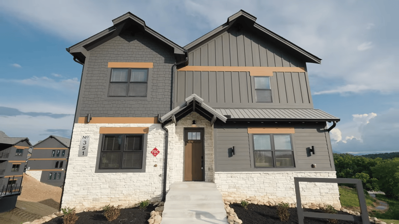 6-Bedroom Luxury Cabin | Sevier County STR Investment | High ROI Smoky Mountains