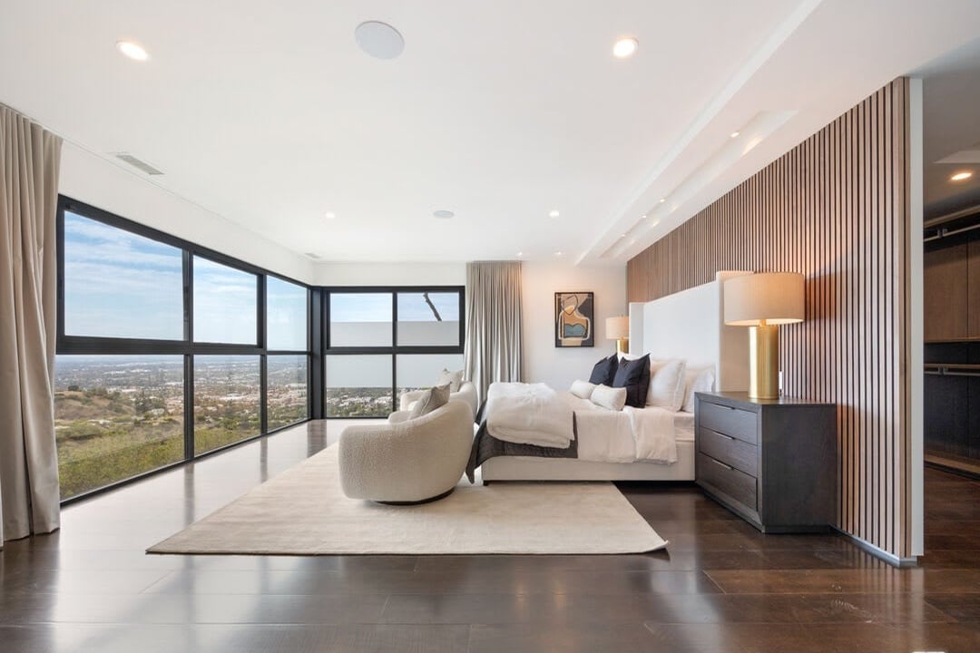 Beverly Ranch Road, 90210