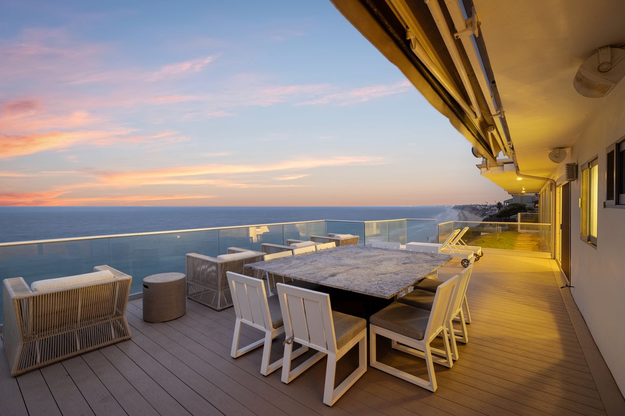 Encinitas Oceanfront Retreat