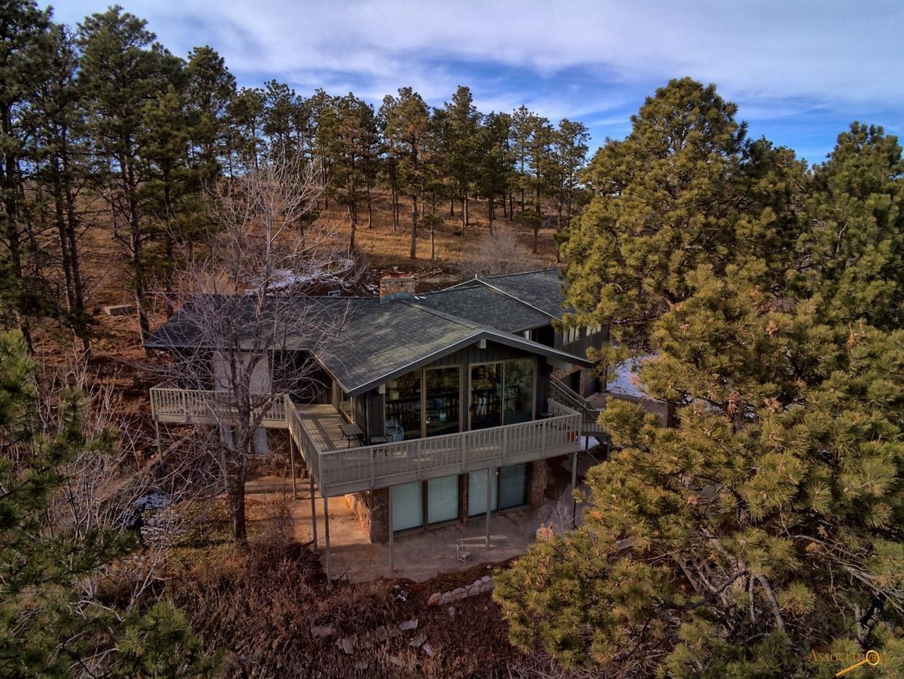 1201 Blue Jay Dr