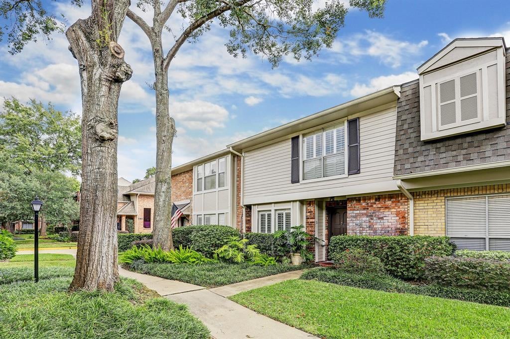 727 Bunker Hill Rd, #11